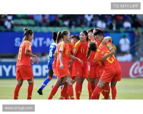 巴西女足与澳大利亚女足激战正酣谁能在世界杯舞台上笑到最后